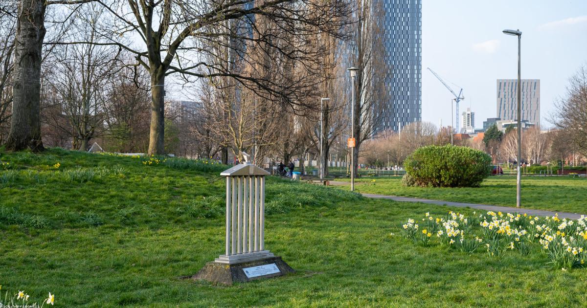 ラジエーターの仕組みと役割